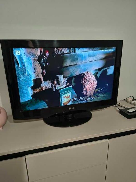 Sprzedam telewizor LG 32 cale