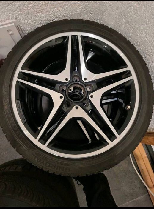Продам Дискм АМG 18R  резина Зима 225/40/18