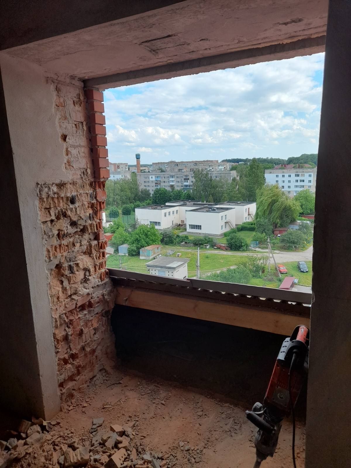 Демонтаж Тернопіль, вивезення будівельного сміття, вантажники