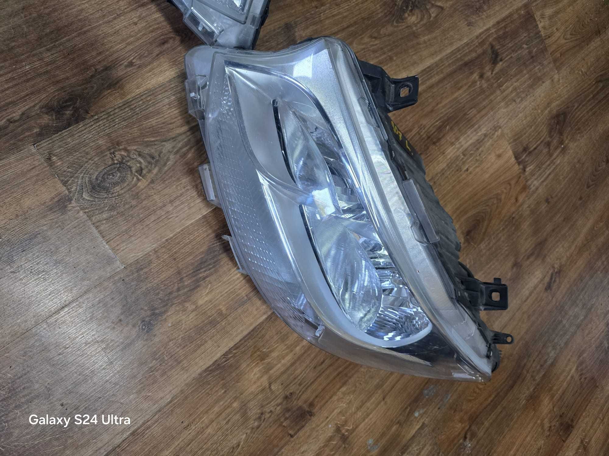 SPRINTER W907 W910 Lampa Przednia Prawa Lewa Zwykła Europa Przód