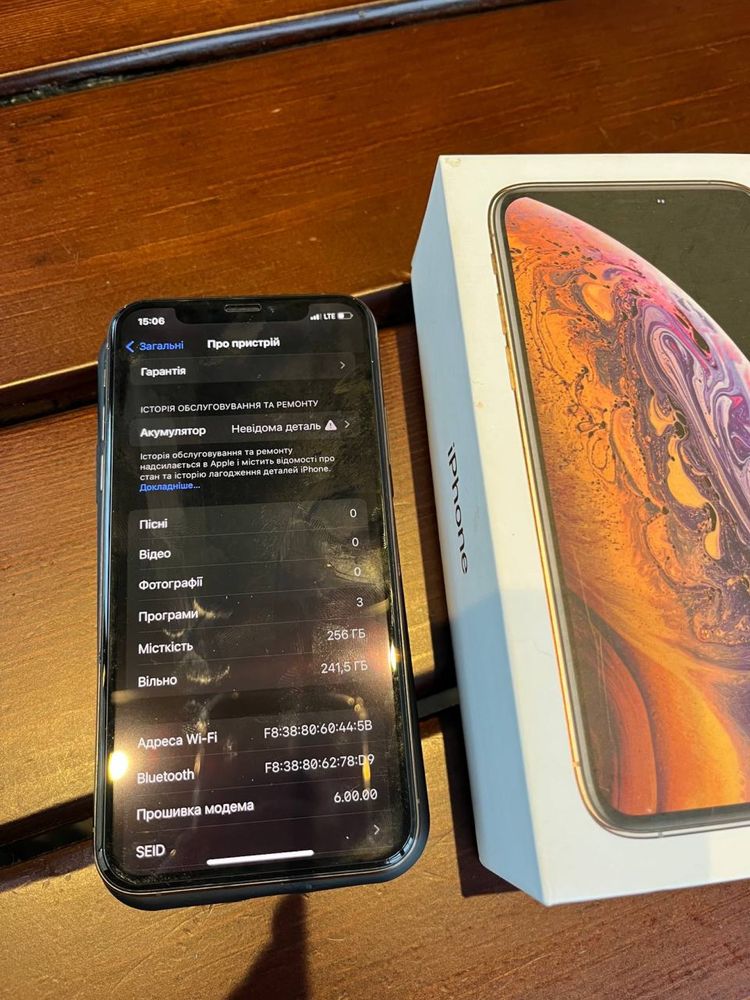 Продам iphone Xs 256