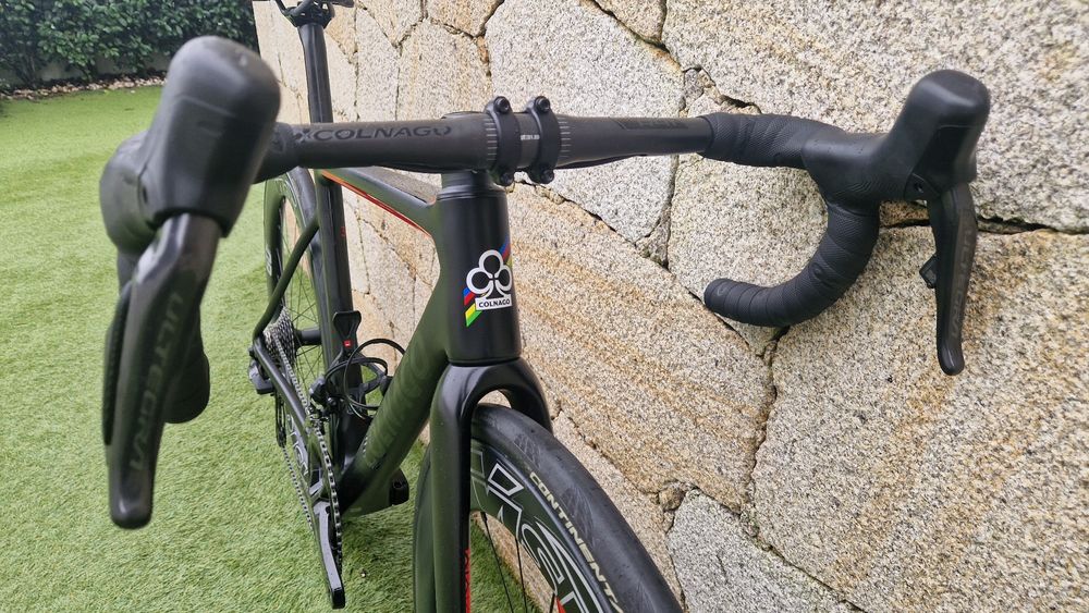 Vendo bicicleta Colnago V3
