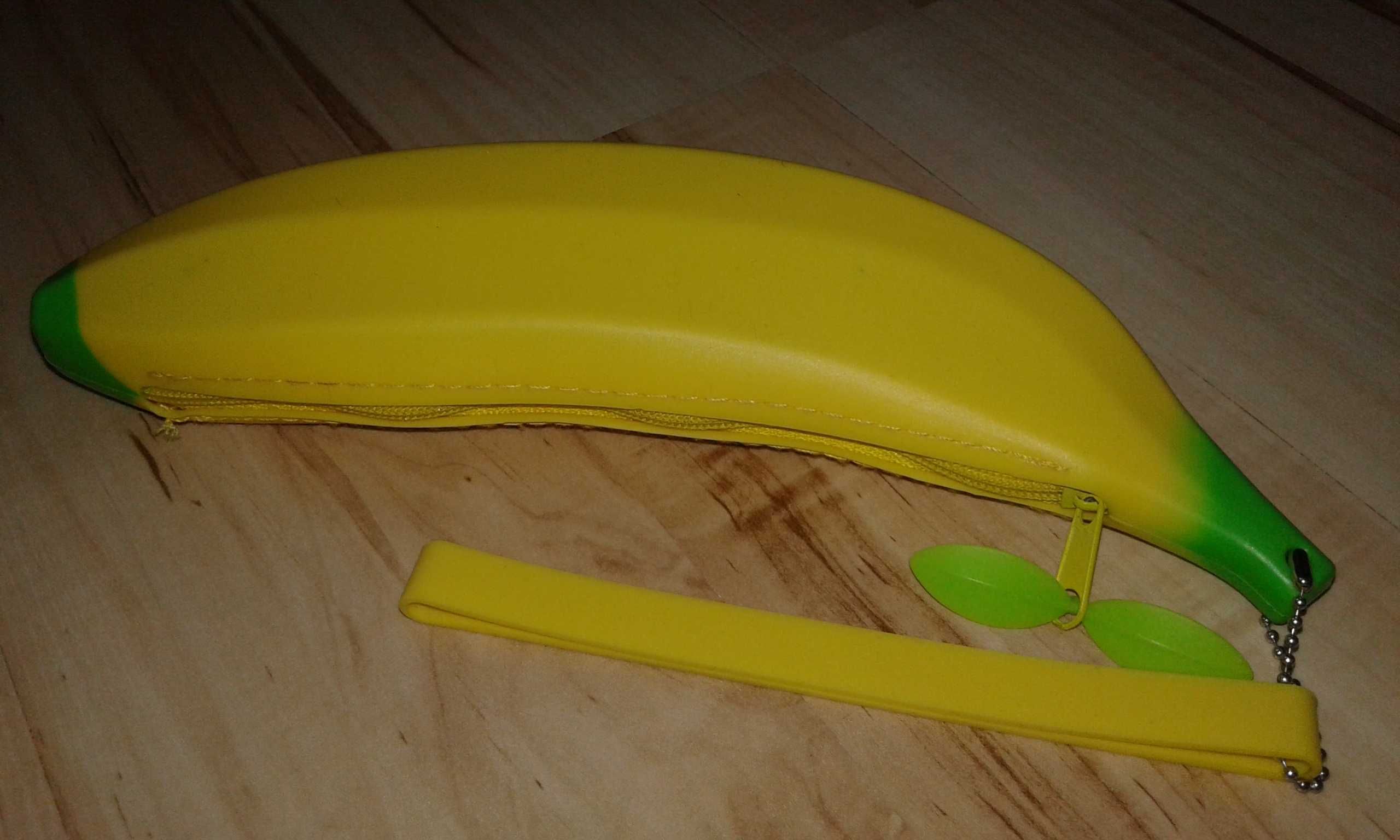 PIÓRNIK banan tuba SILIKONOWY owoc saszetka