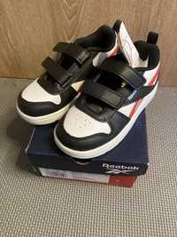 Buty sportowe marki Reebok r.26 Nowe