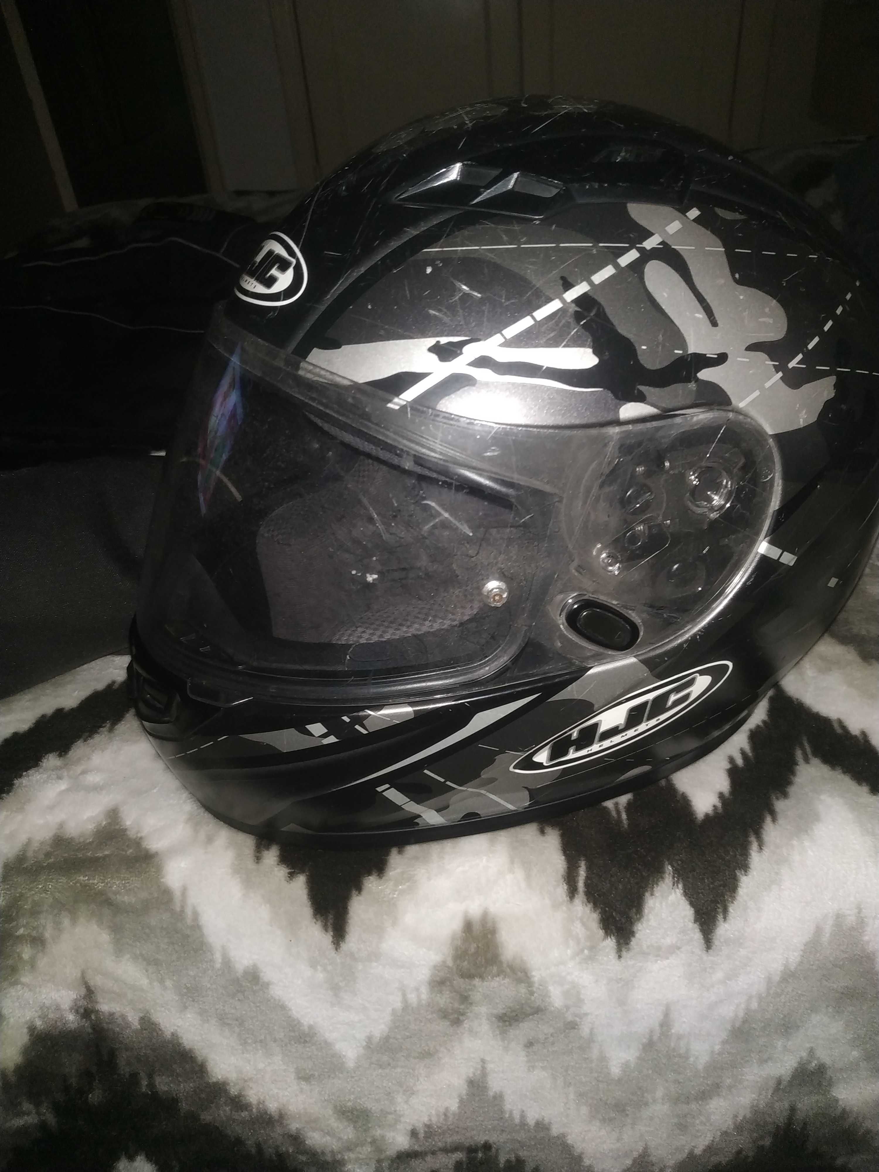 Capacete HJC e Casaco moto RSW