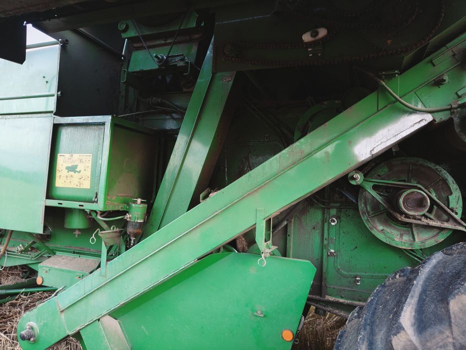 Kombajn John Deere 1065 15 lat w jednych rękach!