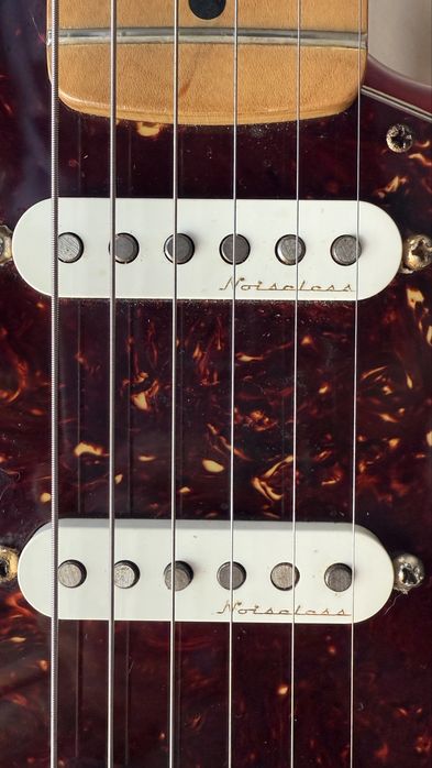 Fender Deluxe Player's Stratocaster Crimson Red