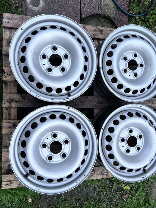 4xfelga stalowa 16'' VW Transporter T5/T6 (5x120 ET51)