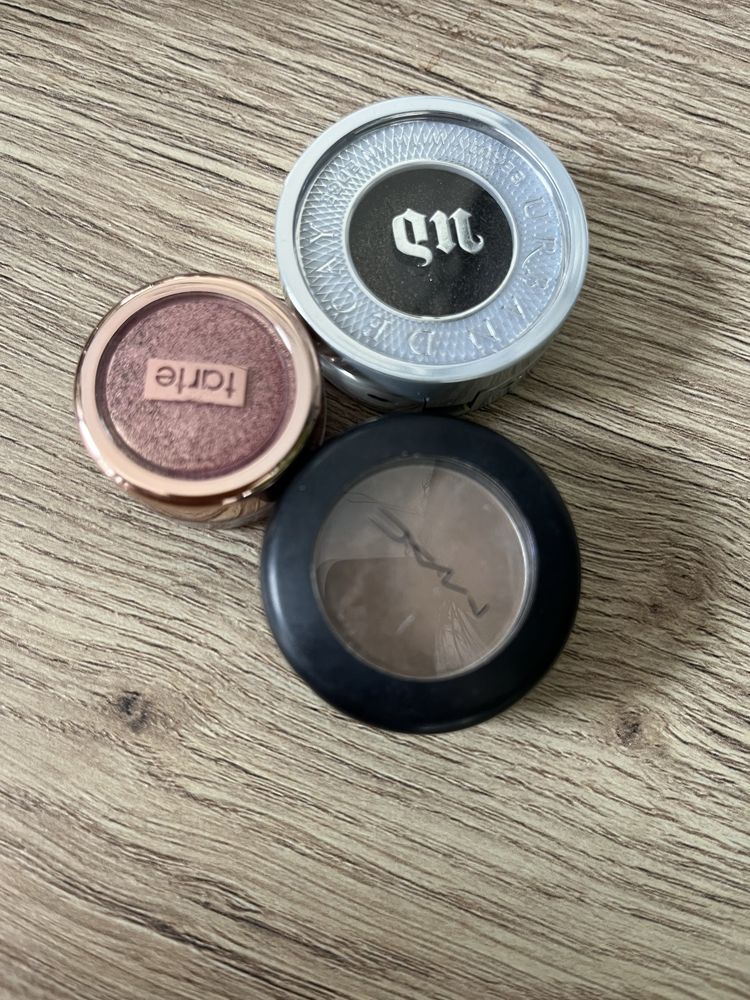 Cienie tarte frose mac omega matte urban decay scorpio