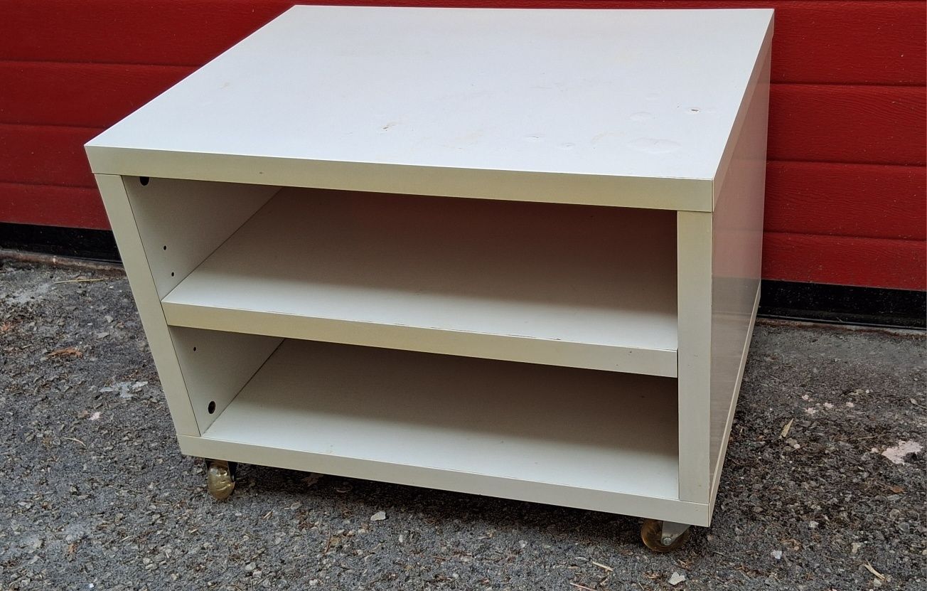 Mesa de Cabeceira - IKEA