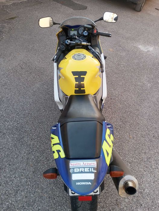 Vendo CBR 600F ano 2002 (Valentino Rossi)