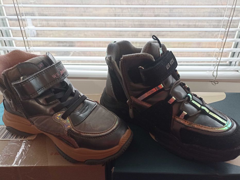 Демі ботиночки на велюрі