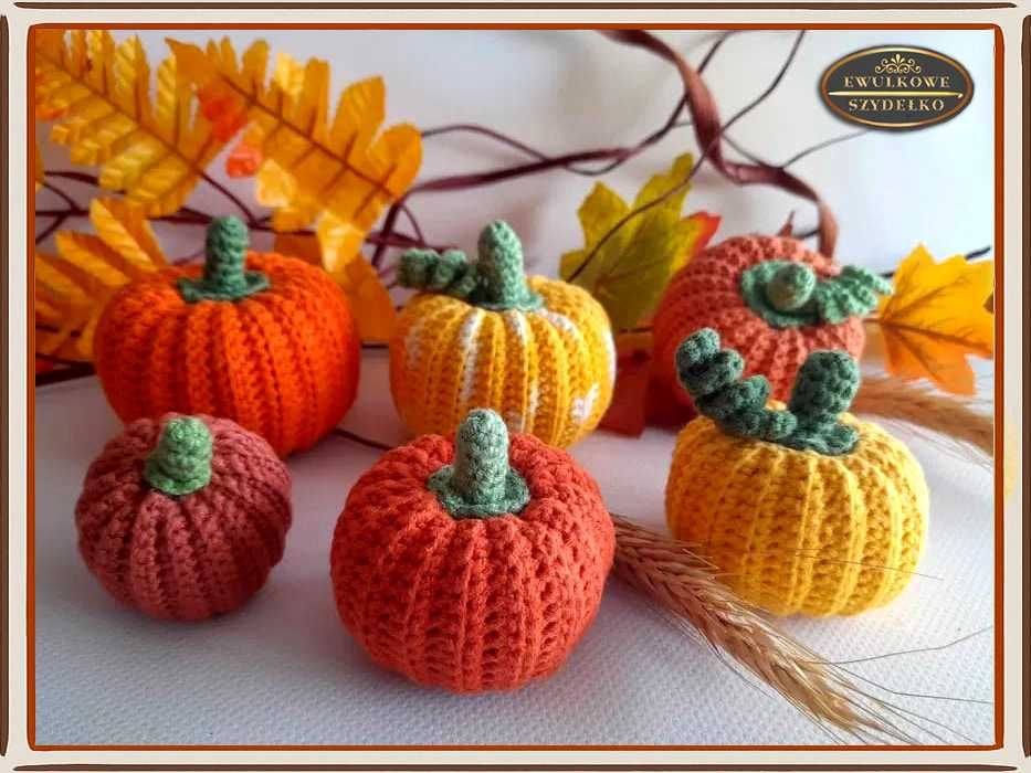 Ozdobne dynie wykonane na szydełku