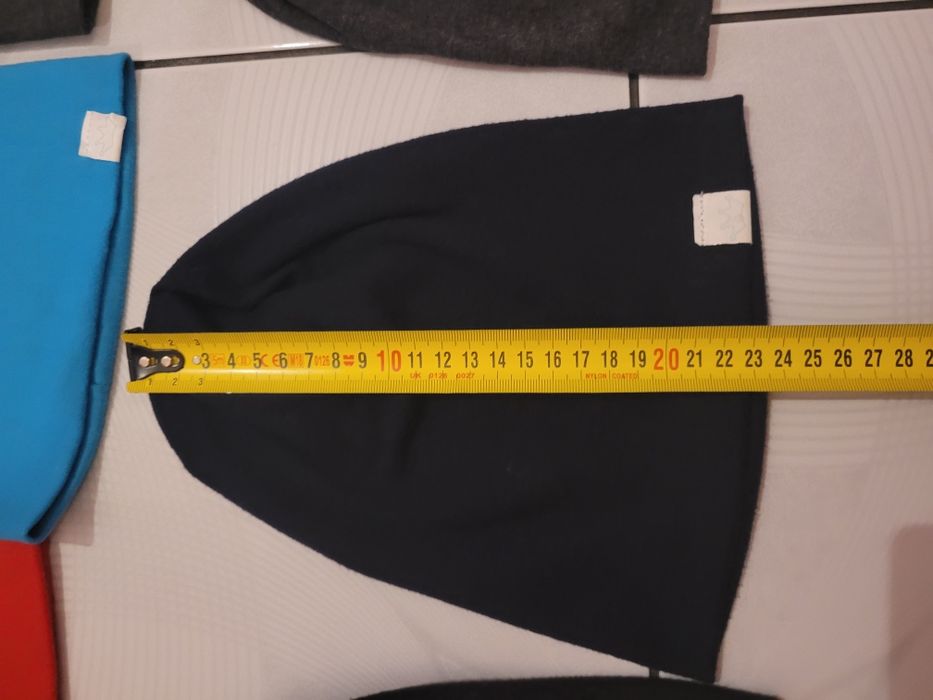 Czapki wiosna podwójne różne kolory 3-6 lat