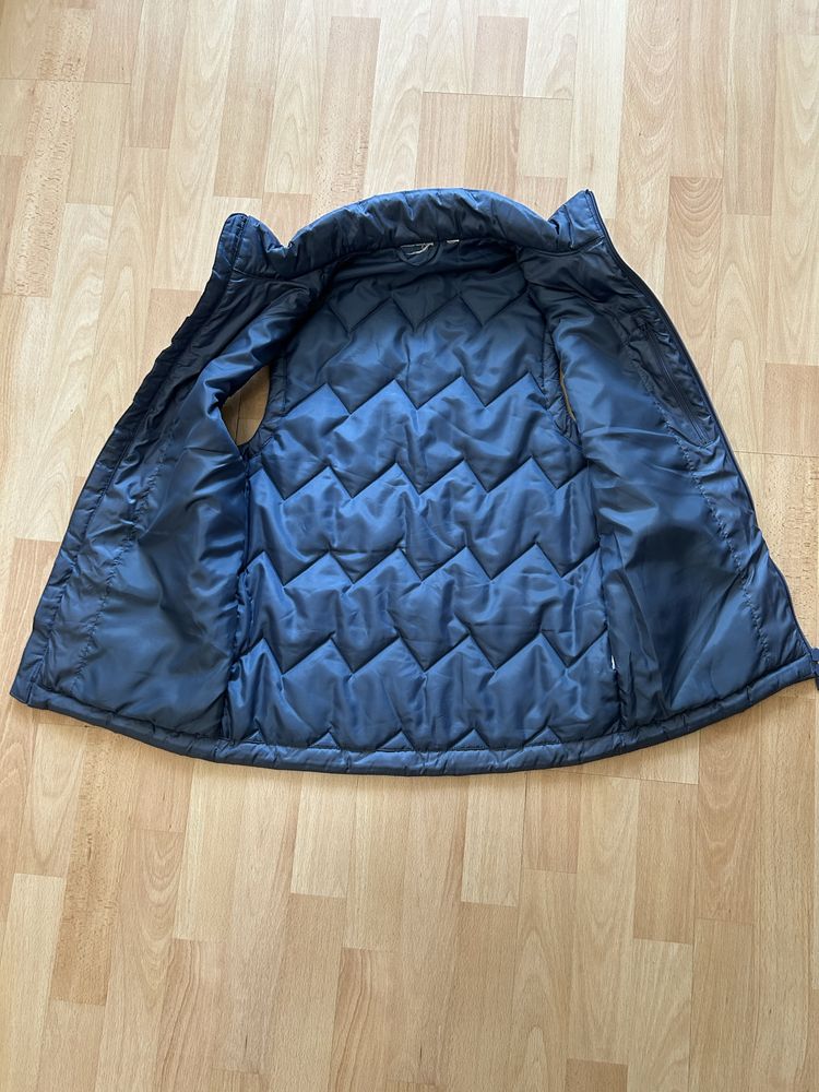 Жилетка Adidas .