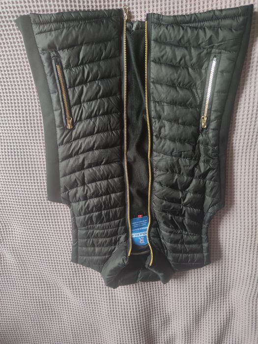 Желетка жіноча в гарному стані