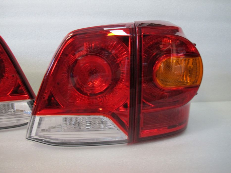Задние фонари фары стопы Toyota Land Cruiser 200 LC200 рестайлинг 2012