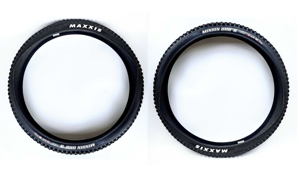 Dwie opony rowerowe Maxxis Minion DHR II 29x2,4, tubeless, nowe (560)