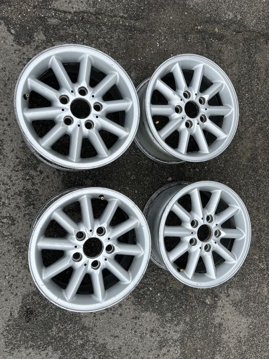 Продам алюмінієві диски BMW (R15)