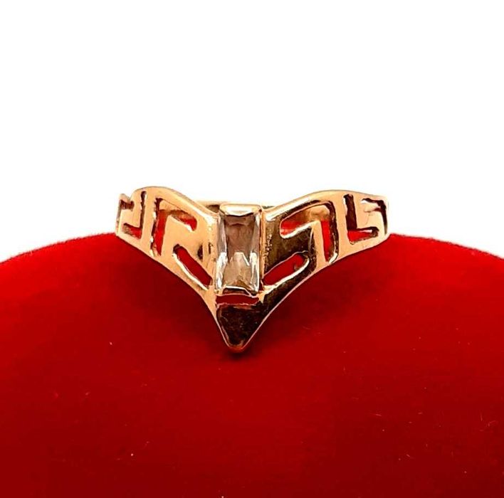 Złoty pierścionek Grecki wzór PR.585 W:1,28gr R.11 InterSKLEP