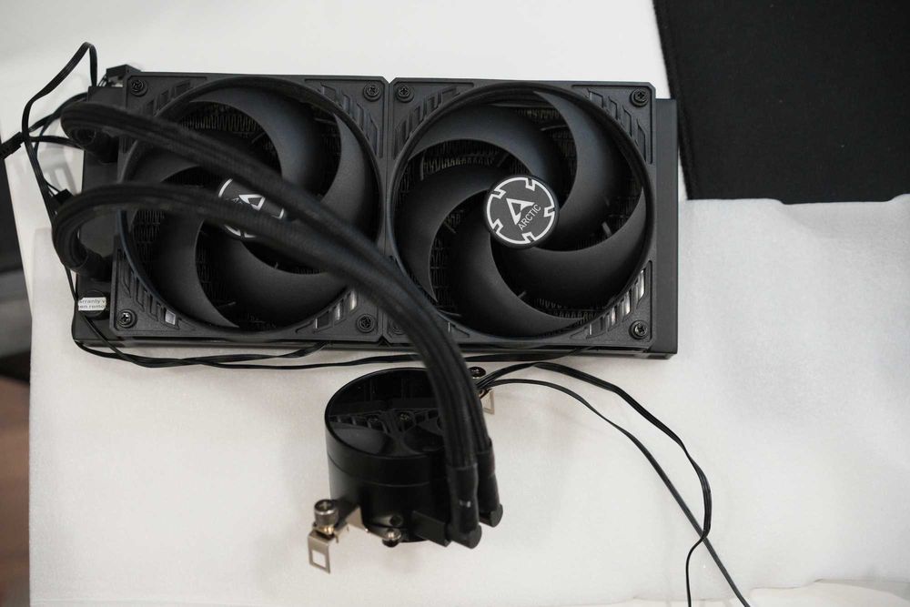 Refrigeração Líquida Arctic AIO