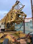 Grua Potan 210 c/ lança 22m