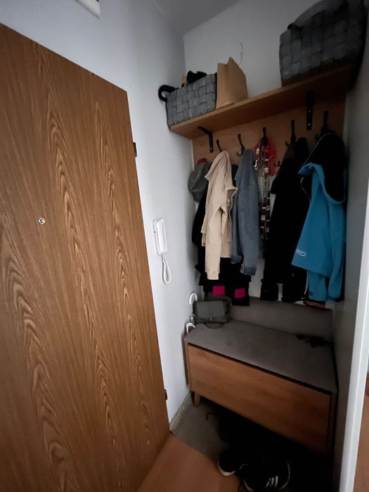 Meble przedpokój -wieszak z półką, skrzynia na buty, siedzisko, panel