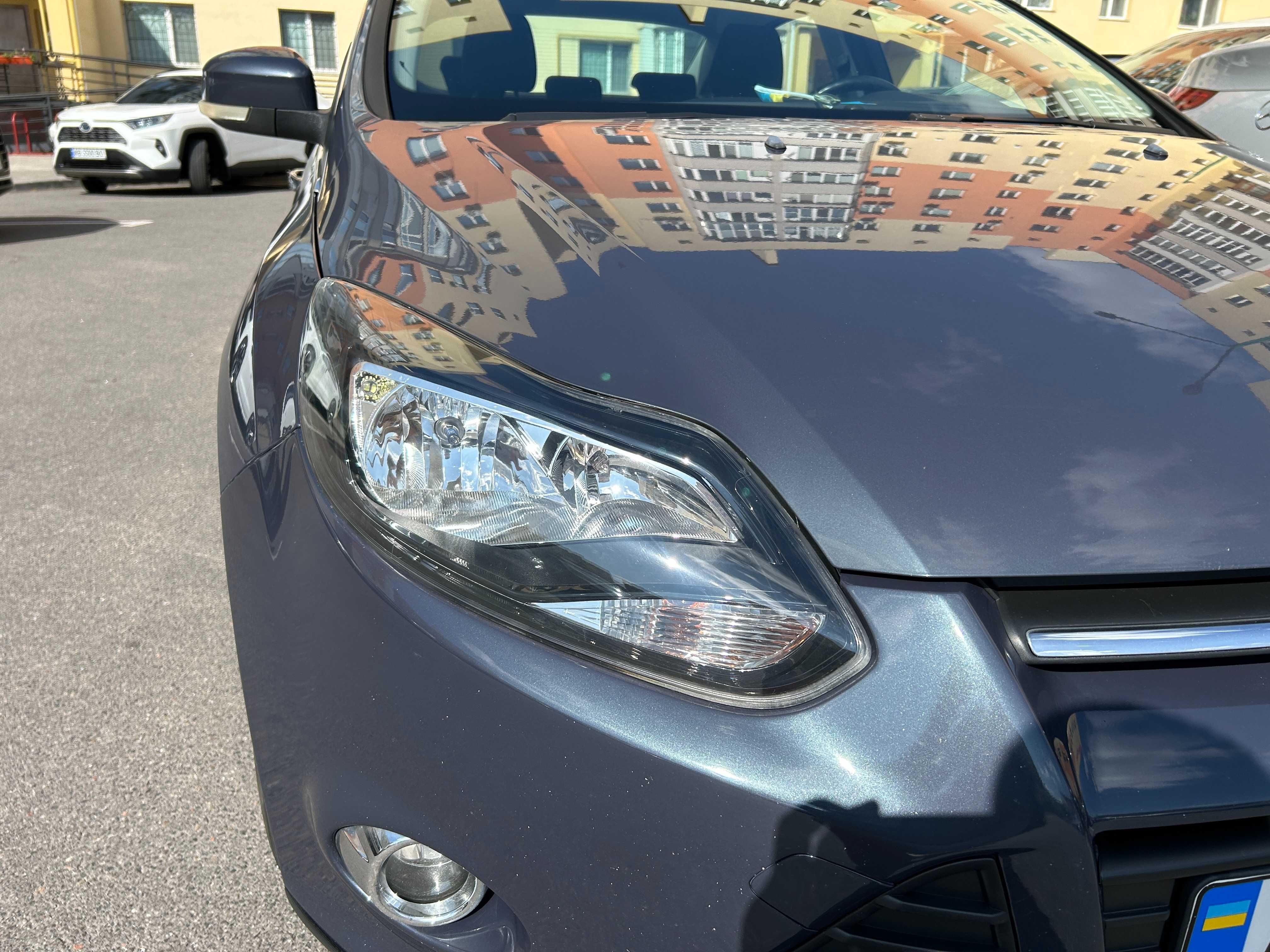 Офіційний Ford Focus 3 покоління 2011 рік 1.6 Ti-VCT MT (125 к.с.)
