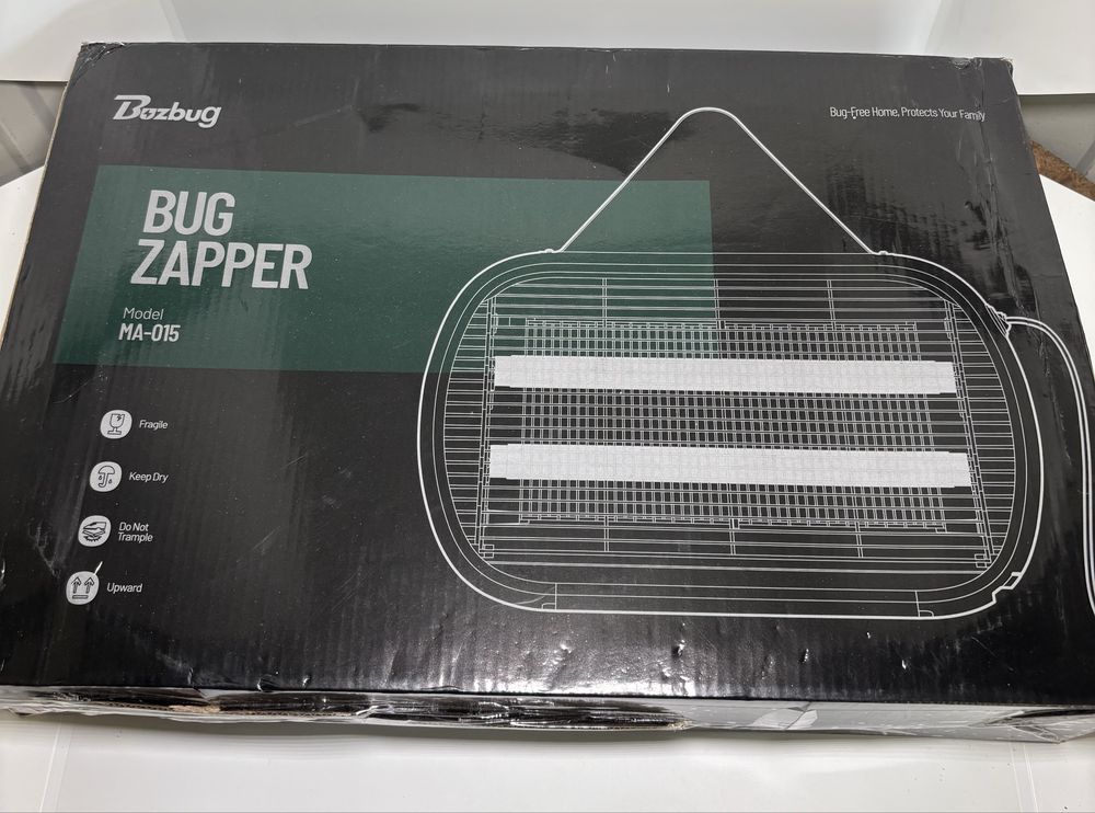 Lampa przeciwko komarom Buzbug 20W