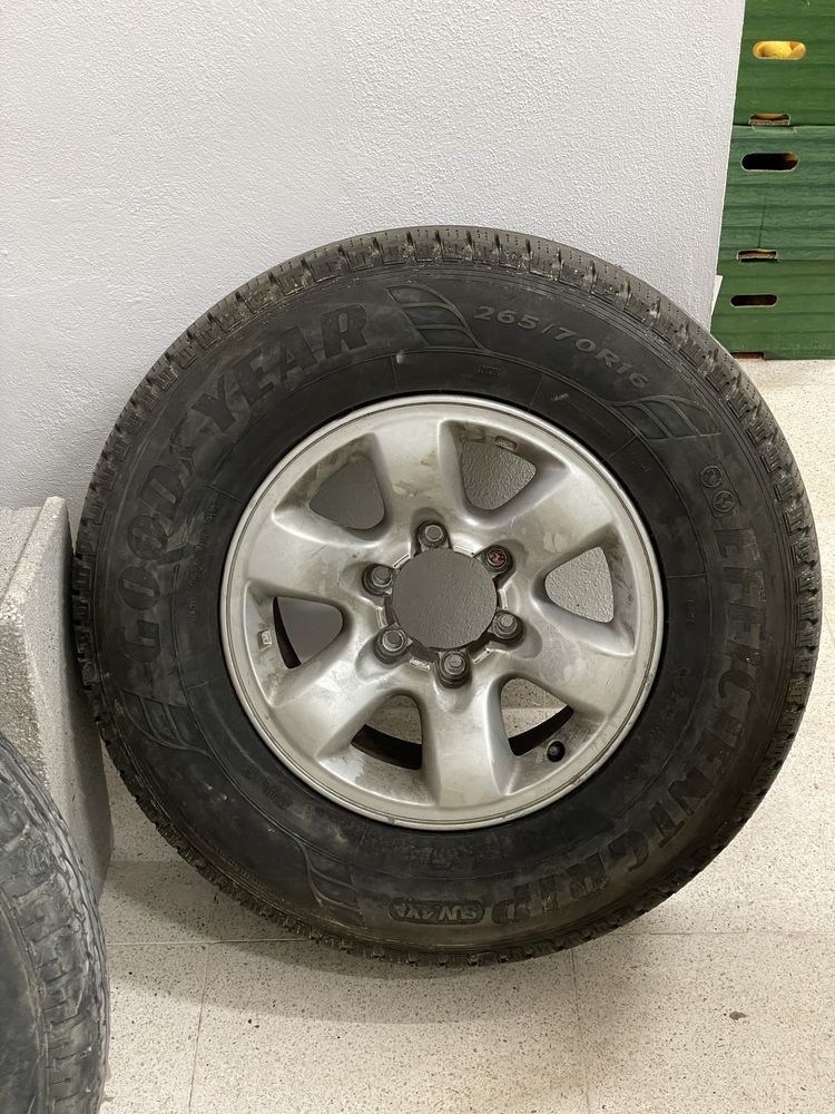 Jantes originais Nissan Navara e Patrol