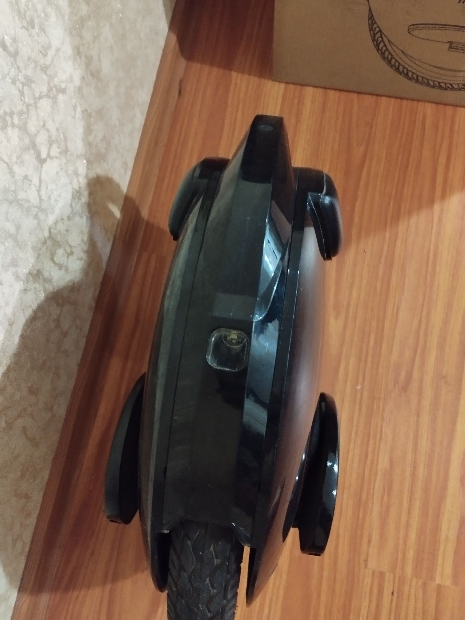 Моноколесо Inmotion v5f
