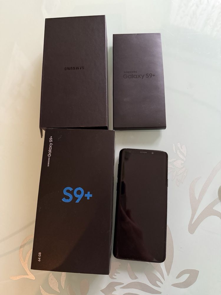 Продам самсунг S9+