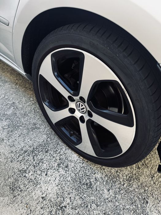 Vendo/troco Jantes 18 GTI