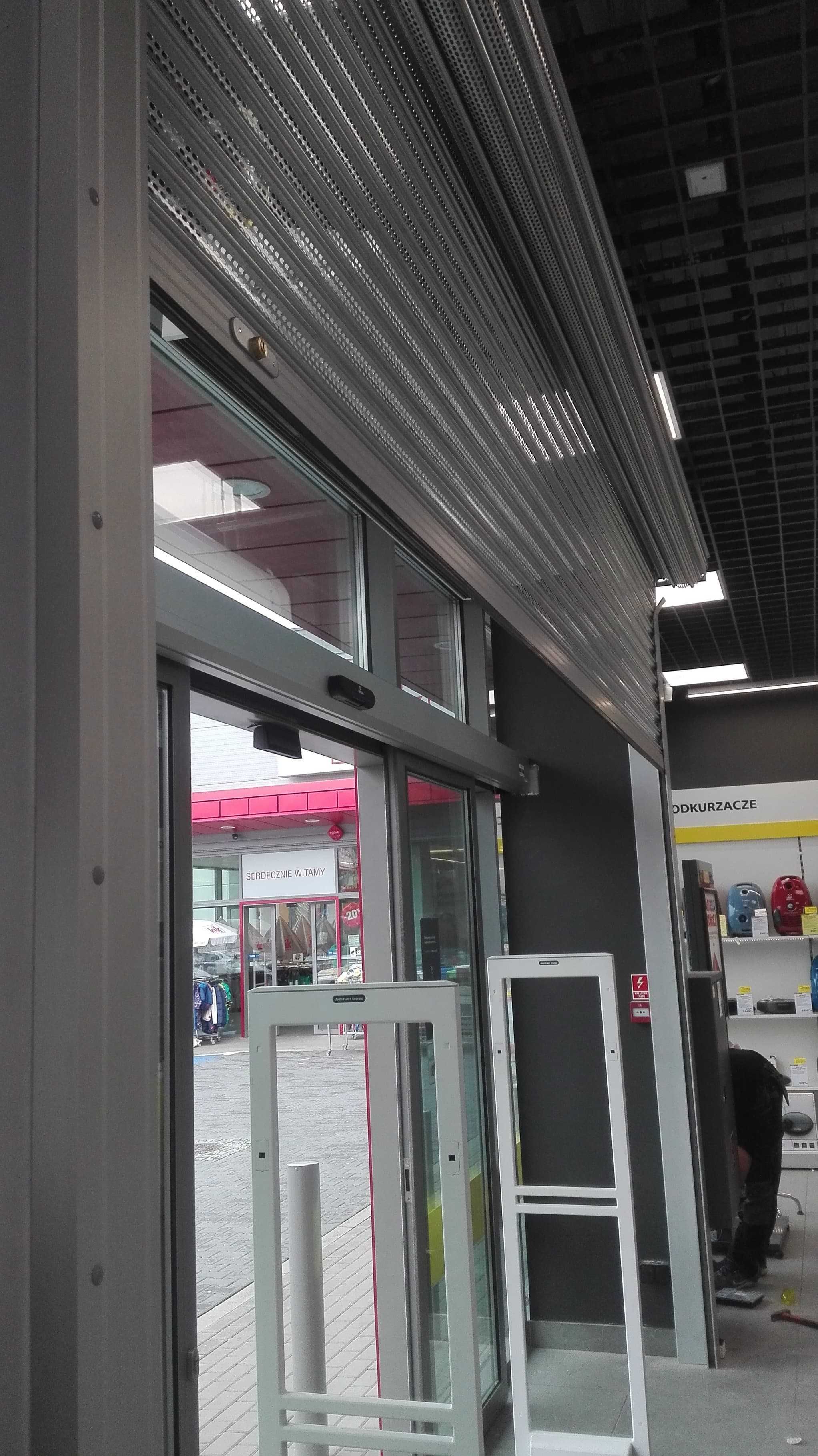 Serwis Bram, Napędów, Drzwi automatycznych, Rolet