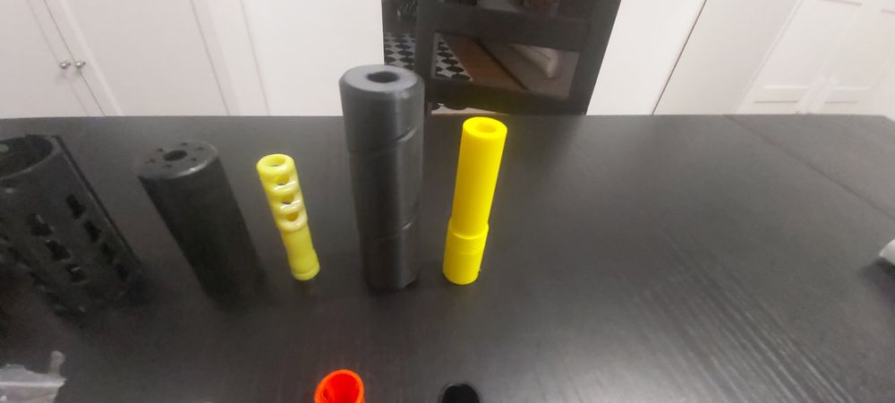 vários materias de airsoft