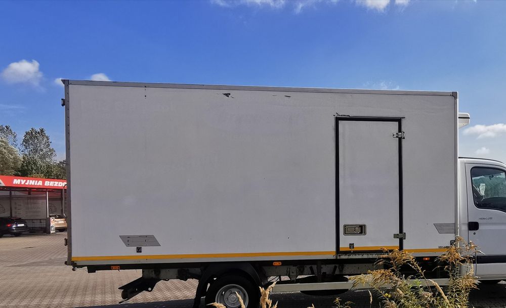 Izoterma chłodnia Iglocar 5m 10 EP Iveco mascot