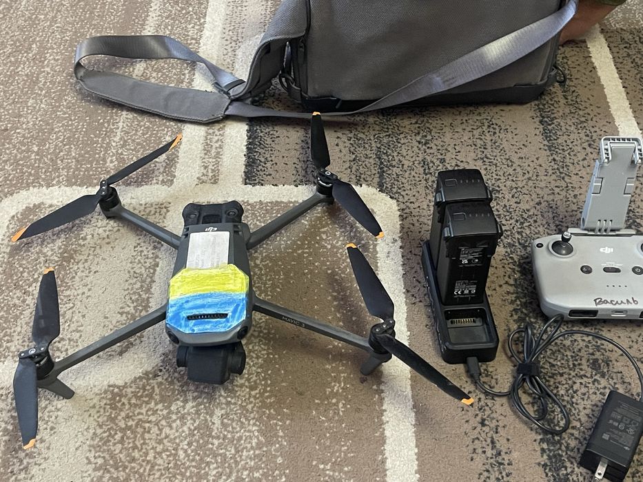 Продам дрон. Мавік 3