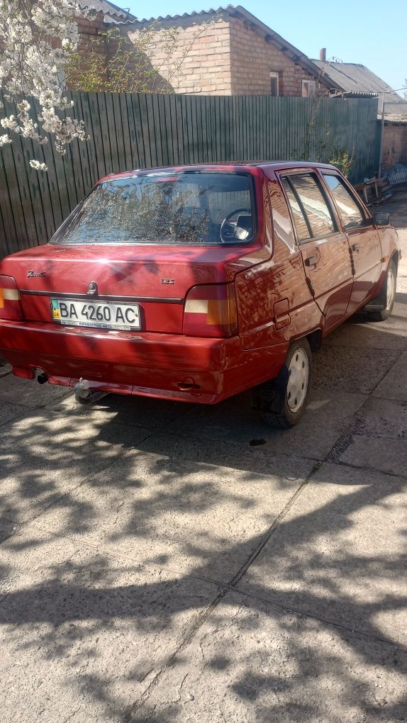 Автомобіль Славута 1,2