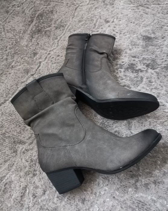 Botki kowbojki roz 39