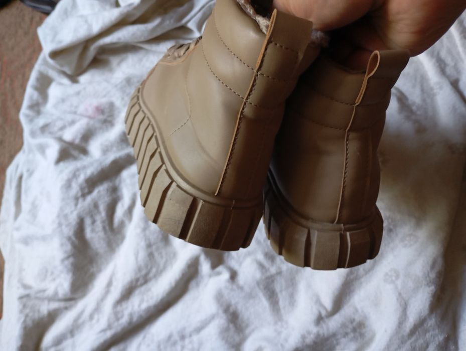 Ботинки женские зимние кожаные на платформе р38 24.5см Испания