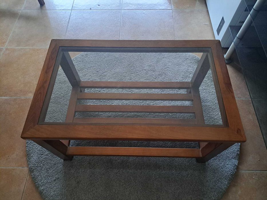 mesa de centro em madeira