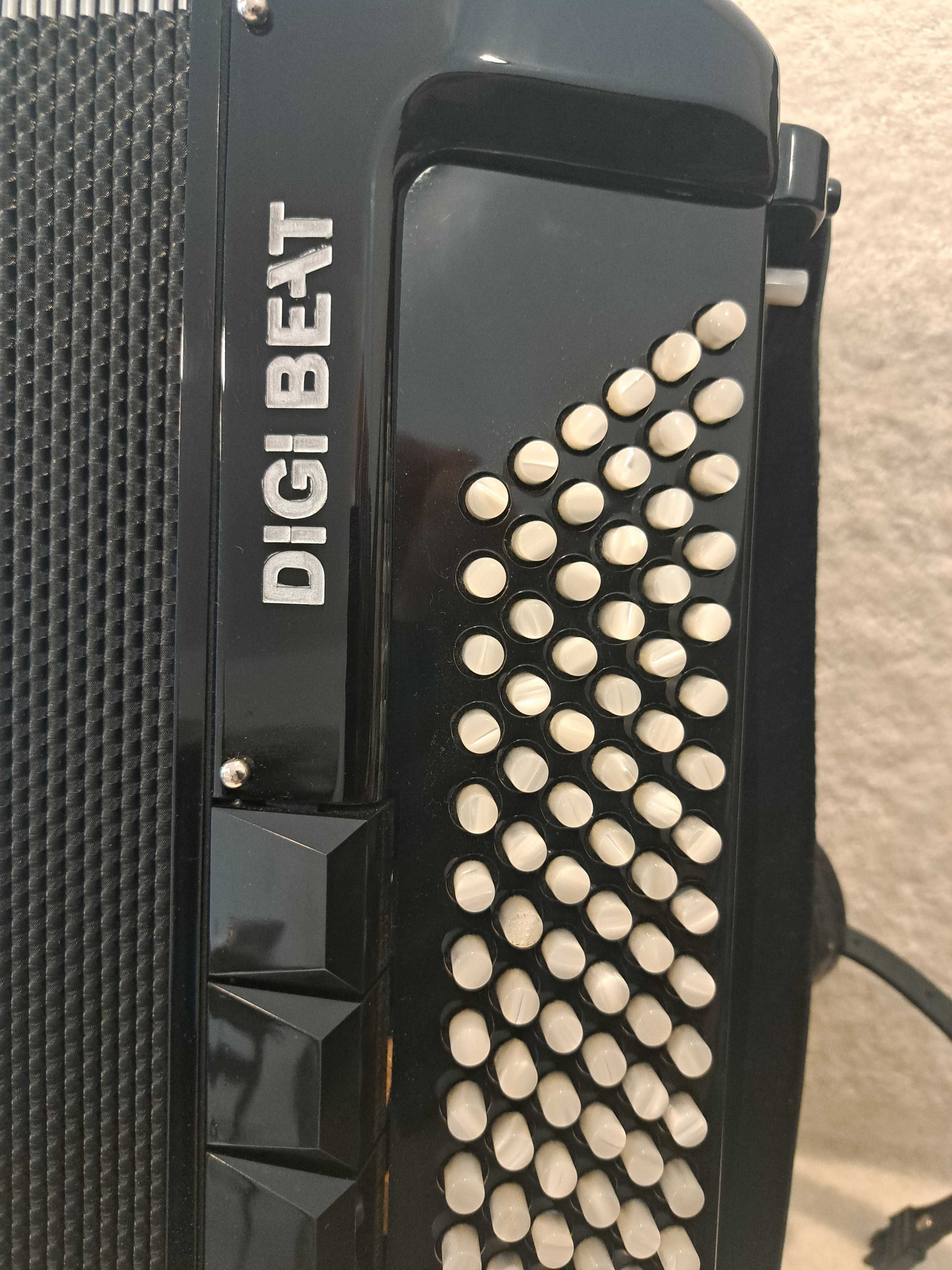 Akordeon MusicTECH (Roland)