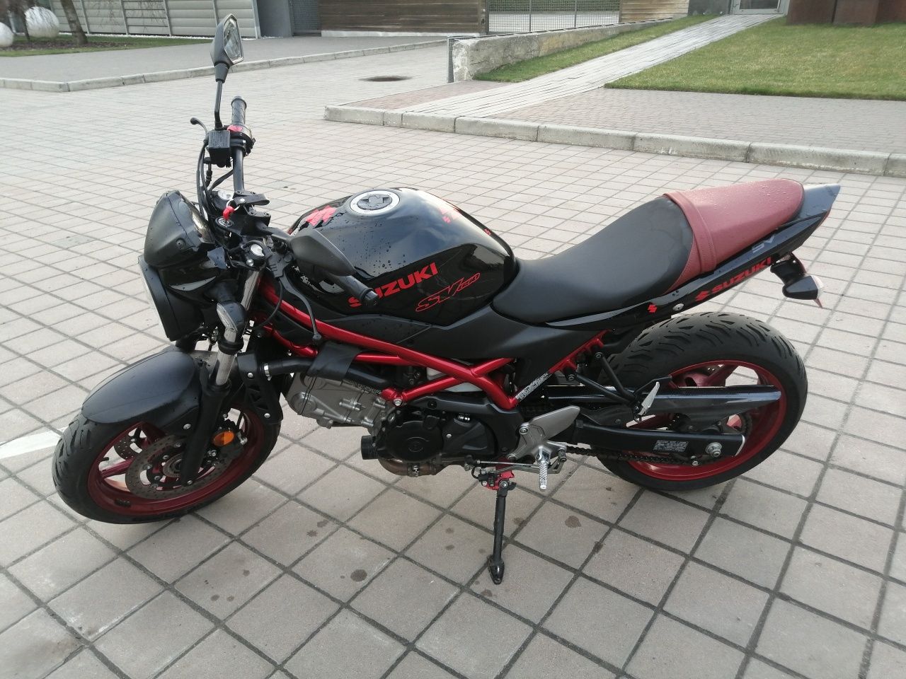 Suzuki SV650 2018