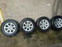 Jantes 17 Bmw com pneus usados para todo o terreno para despachar