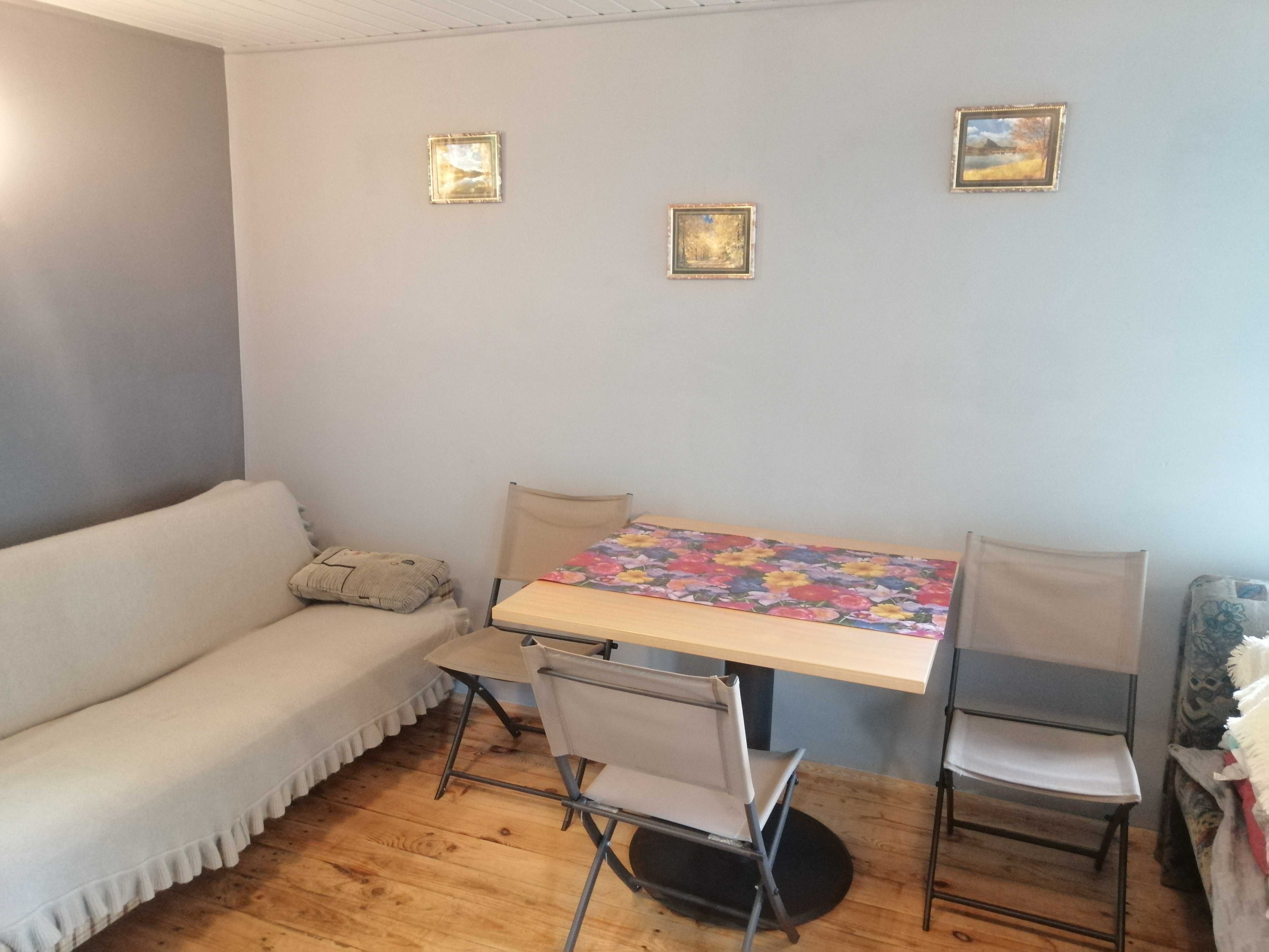 Domek Zajączek na Mazurach nad jeziorem Sasek Wielki nocleg, pokoje