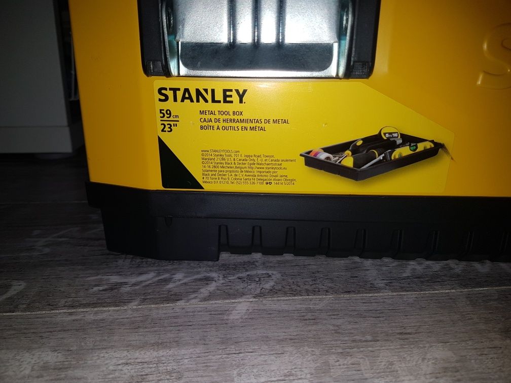 Skrzynka narzędziowa STANLEY