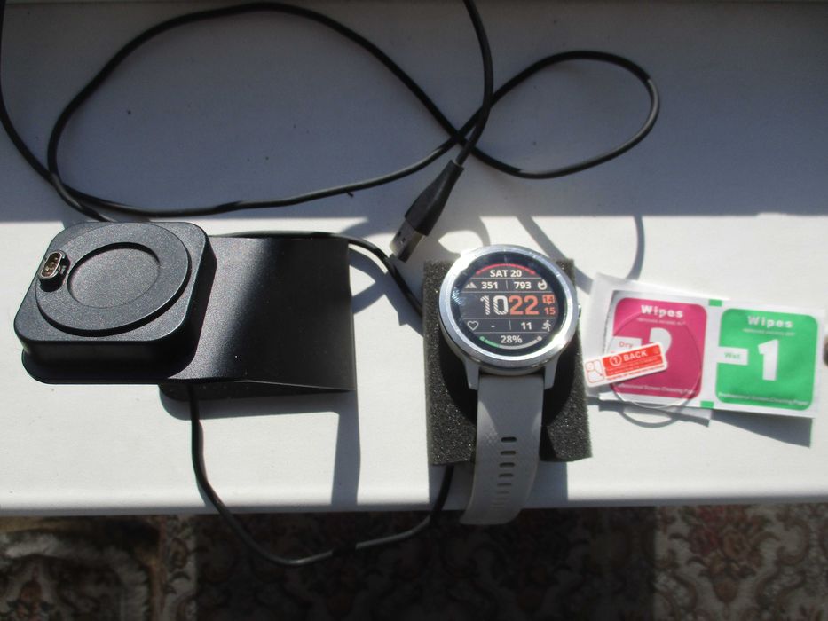 Garmin Vivoactive 3 – молодший брат Garmin Fenix 5