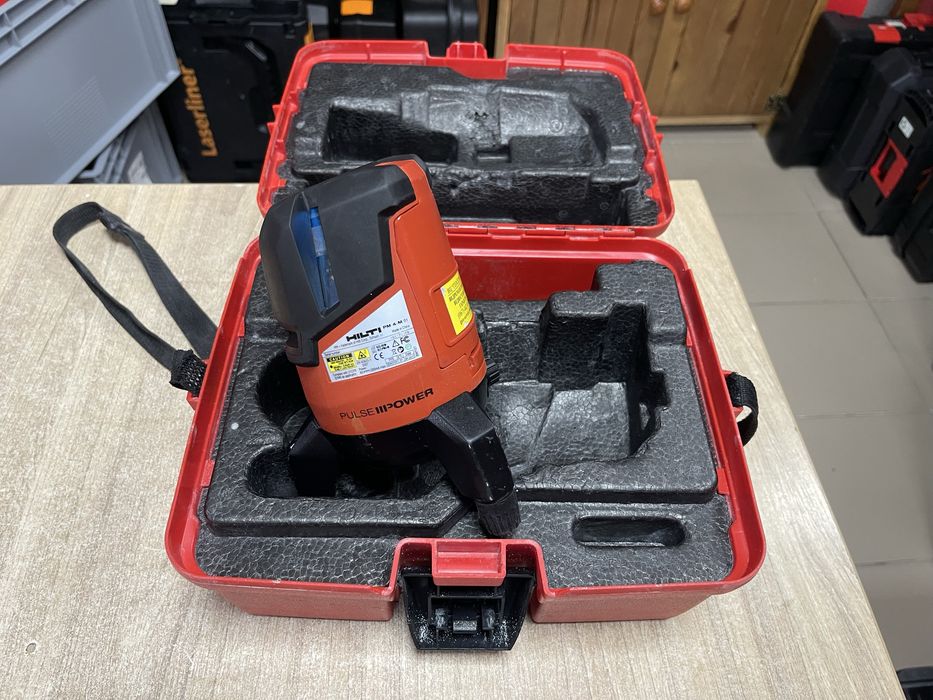 Hilti PM 4-M / лінійний лазерний рівень Хілті