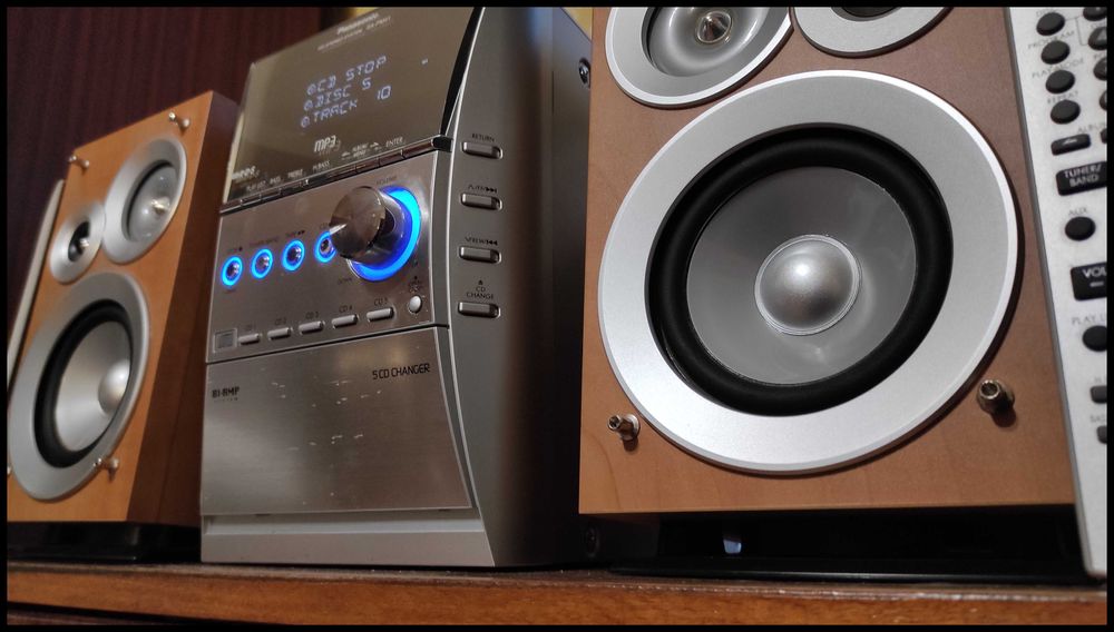 Продам музичний центр Panasonic SA-PM41