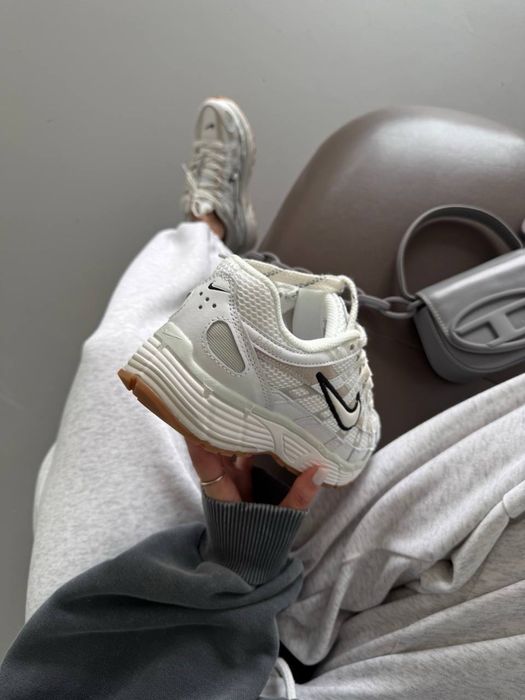 БЕЗ ПЕРЕДОПЛАТ‼️ Жіночі кросівки Nike p-6000 WHITE / BLACK SWOOSH